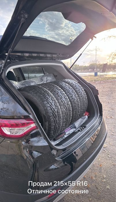 Продам зимнюю резину 215*55R16