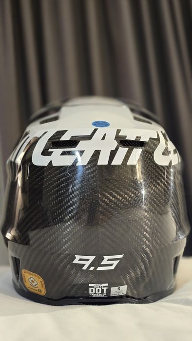 Casca moto Leatt 9.5 Carbon   S