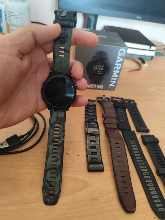 Спортивные часы Garmin Forerunner 945