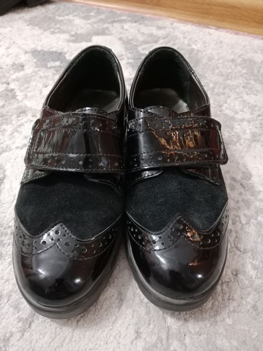 Школьные туфли для девочки