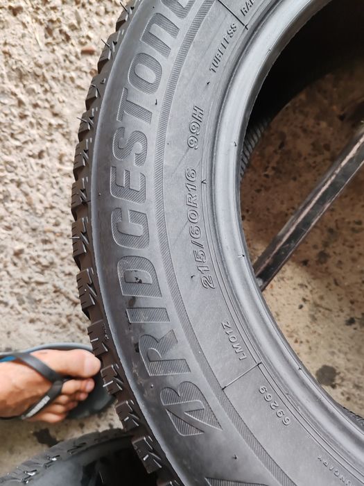 4 anvelope 215 60 16