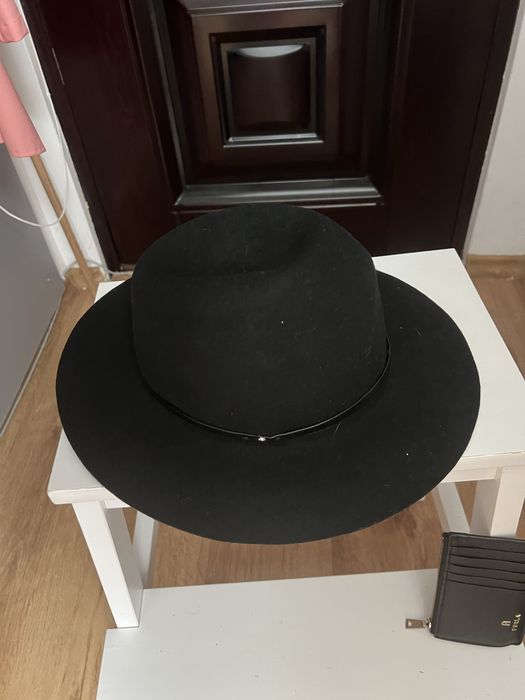 Черна вълнена шапка Vero Moda