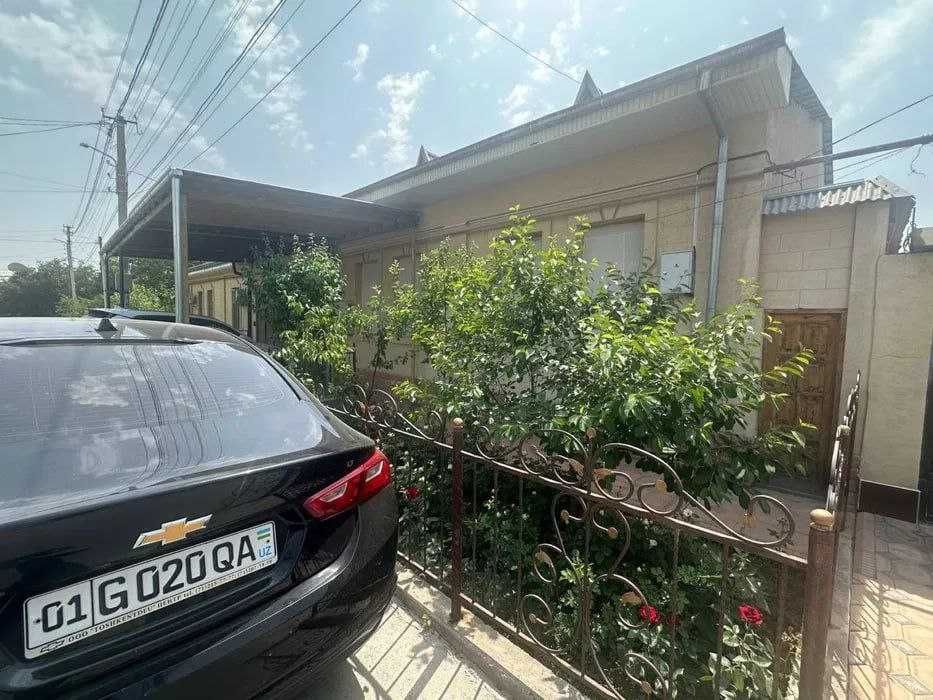 Sotiladi Дом Мирабад махаля Янги Замон 3,7 соток Фасад 12м 2 строения