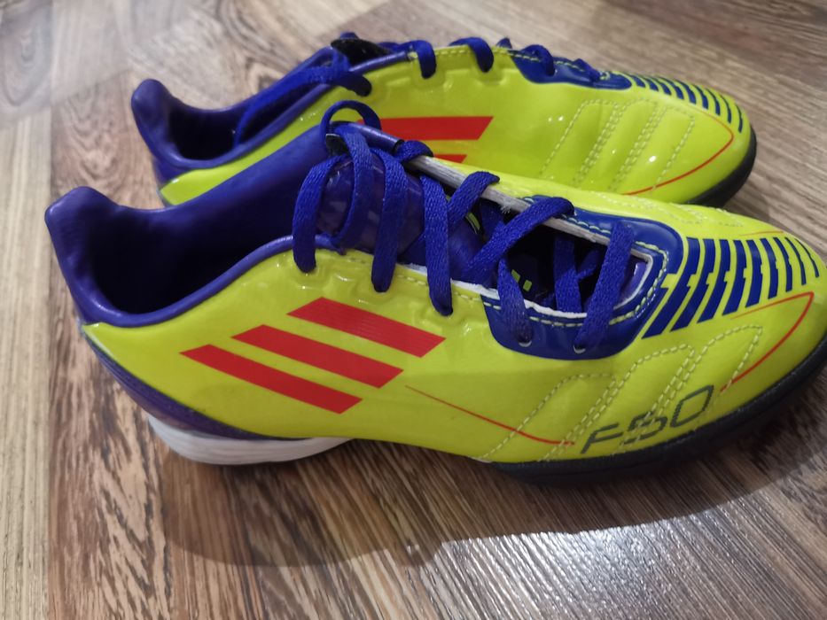 Спортни обувки Adidas