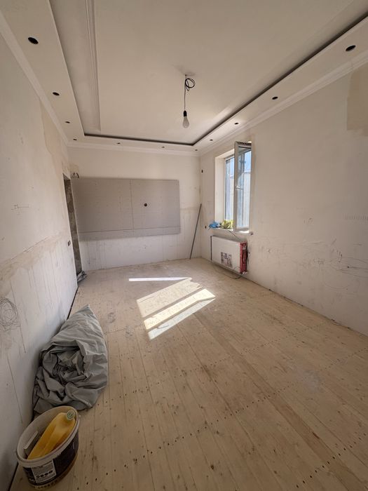 дом сотилади 2 хона