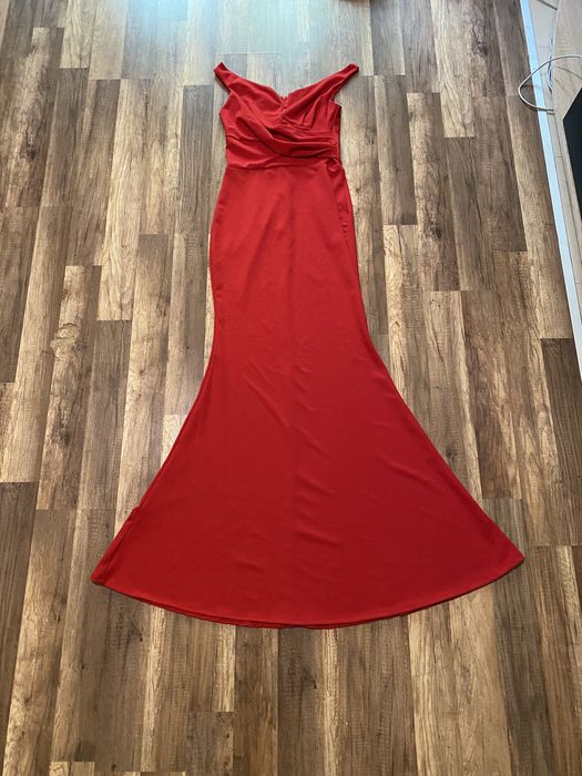 Официална рокля с паднали ръкави