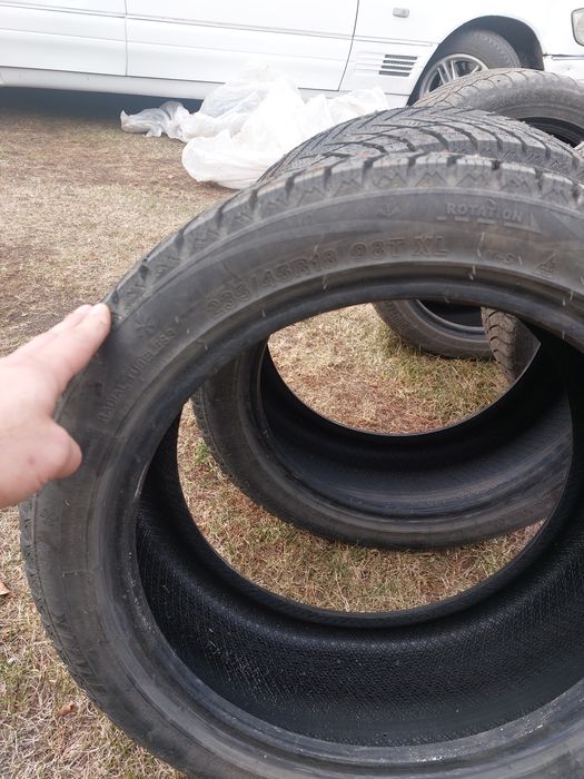 Резина продам зимняя