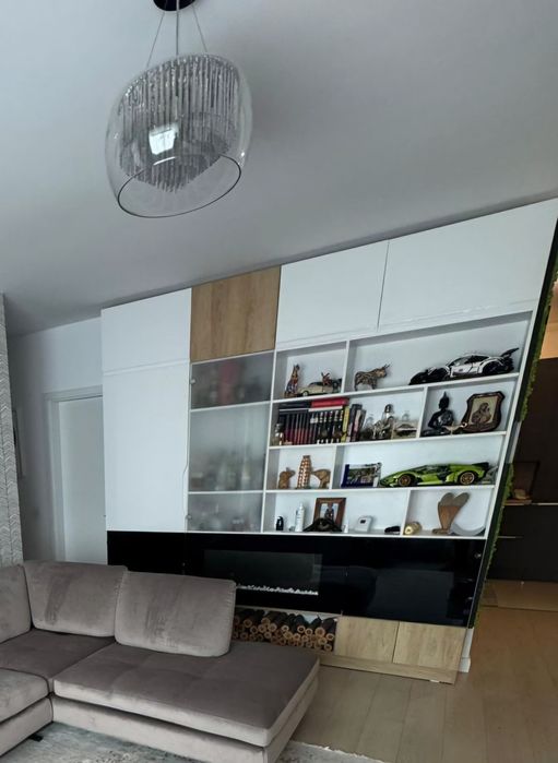 Mobila + semineu electric