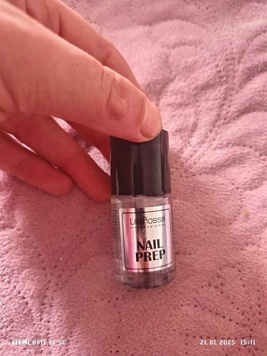 Vând set unghii cu gel