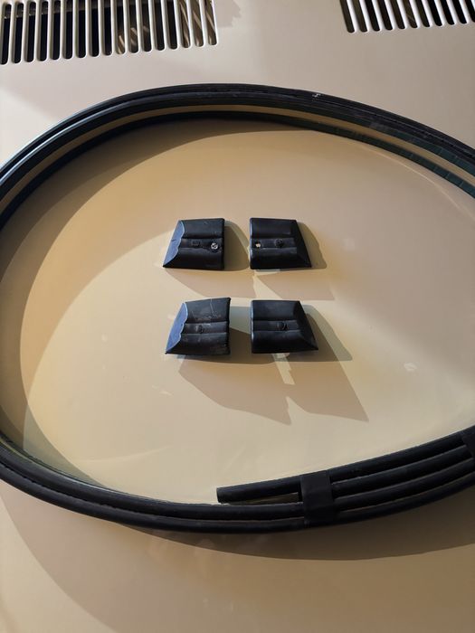 Лайсни за прагове на Лада