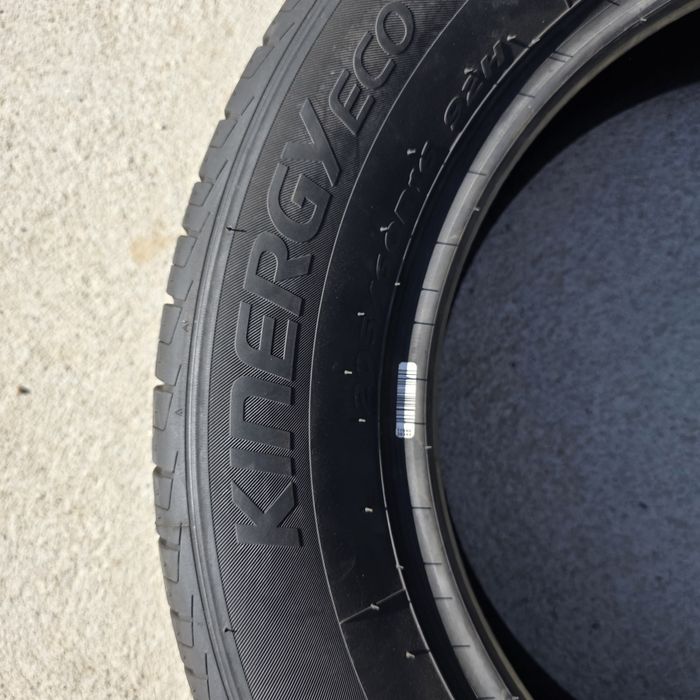 Anvelope turism noi vara Hankook 205 60 16