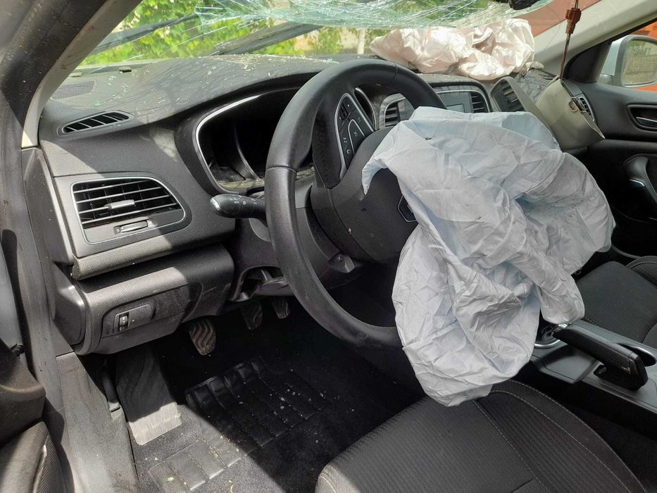 Dezmembrari Renault Megane 4 1.3 TCE