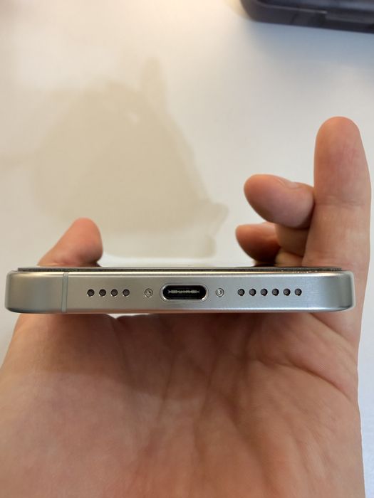 Продам iphone 15 pro max 90% АКБ