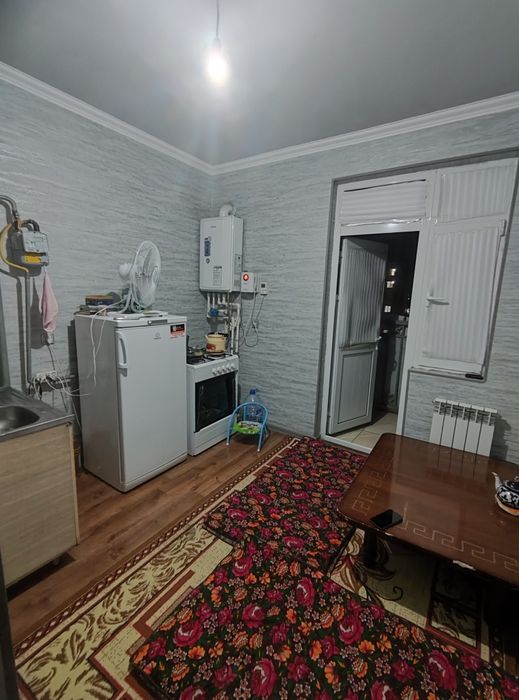 Сергили чоштепа метро 1чи бекати 1хона 40квадрат евра 38ярим