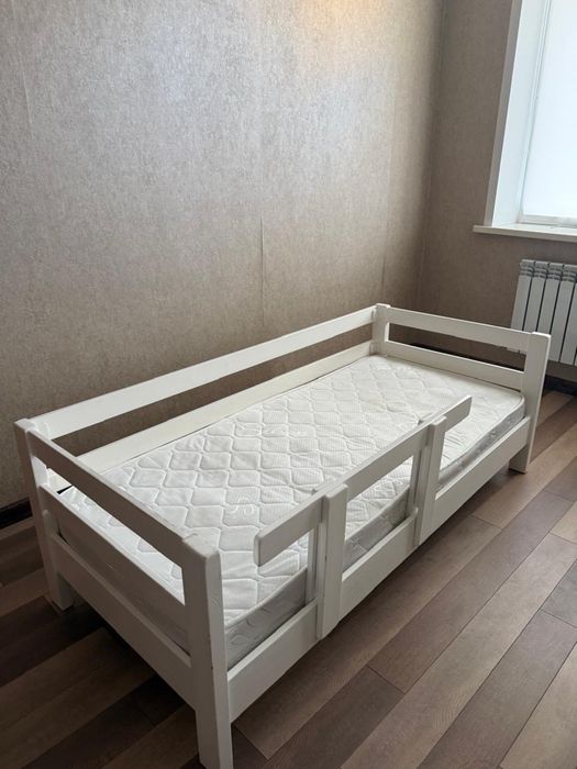 Срочно Детская кровать