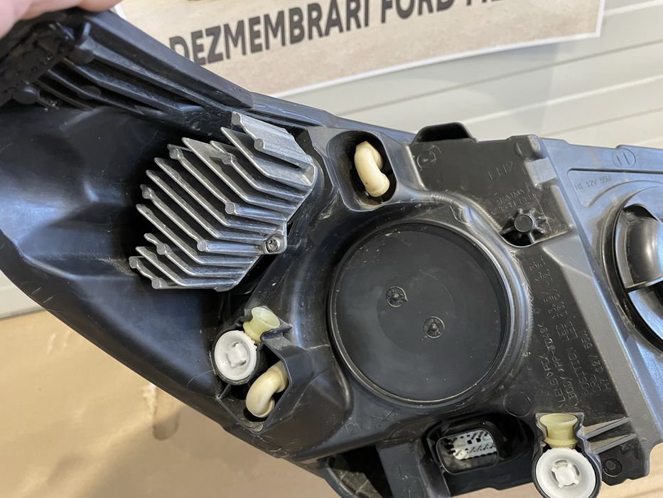 Far stanga cu led Ford Focus MK4