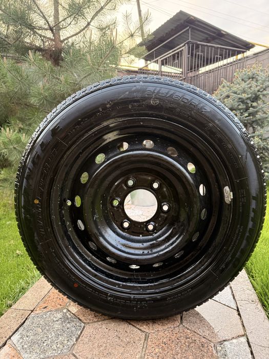 Диск с резиной 215/60/17 R17 6x150