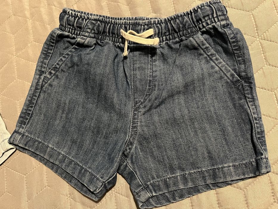 Pantaloni scurti H&M