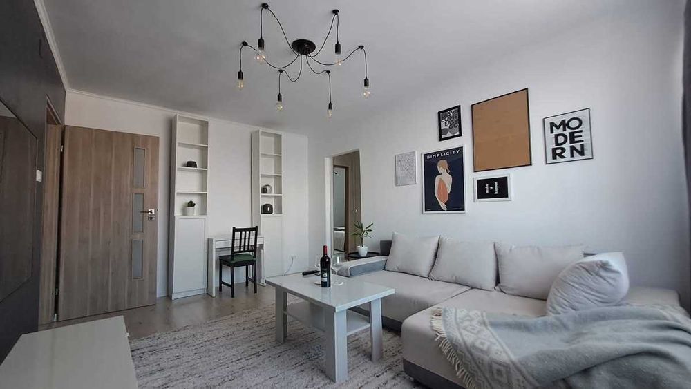 Vand apartament Ready-to-move, 2 camere, Et. 2, langa podul Decebal.