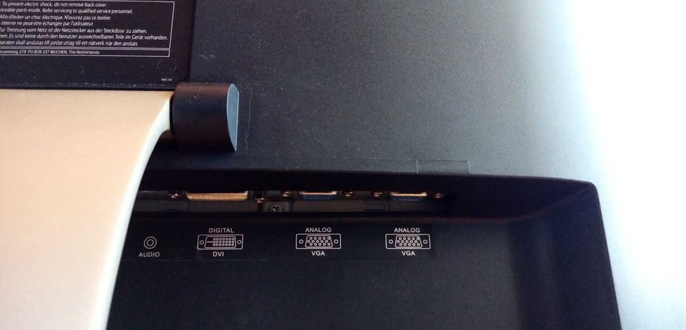 Monitor Packard Bell 220WDV 22" (Defect / Pentru piese / Proiect DIY)