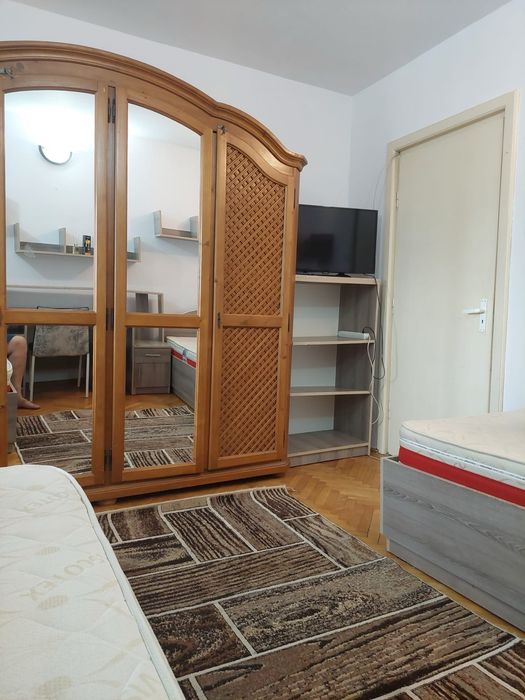 Chirie Apartament 0722 721 423