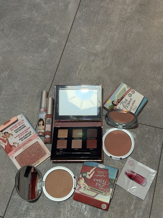 Лот от гримове TheBalm, Nyx, Notino, Karl