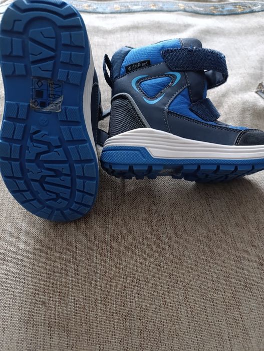 Новые ботинки 26размер!