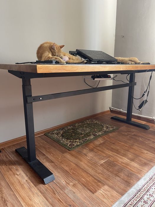 Писменный стол с механизмом