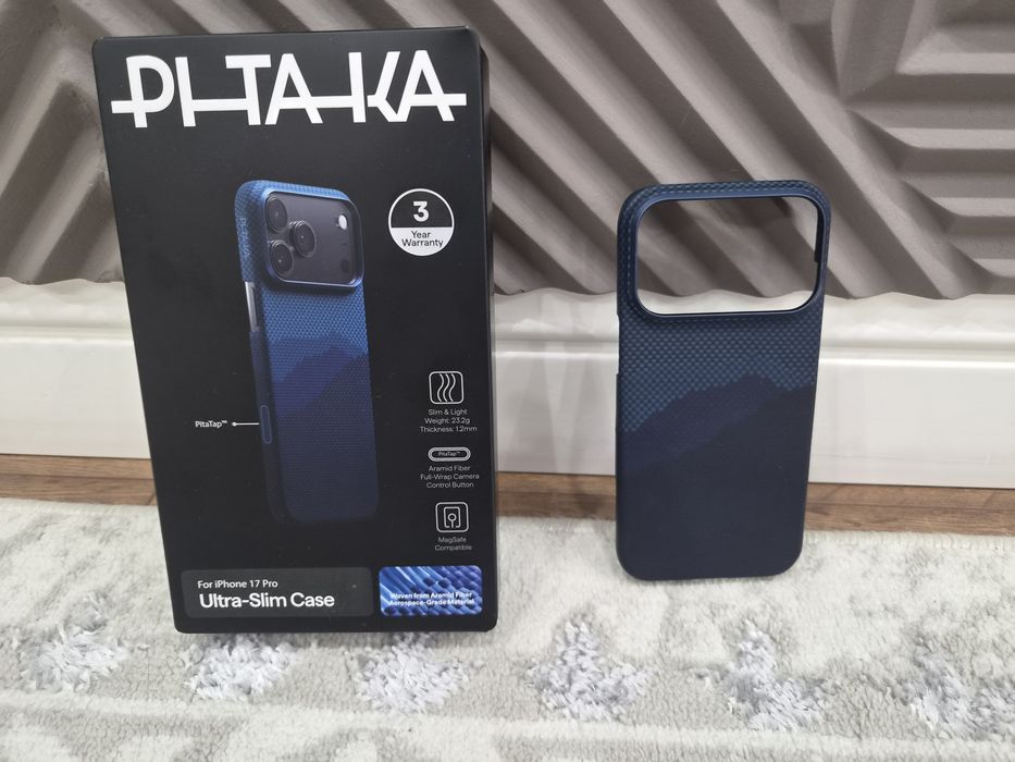 Чехлы Apple и Pitaka оригинальны.Для 17 прое