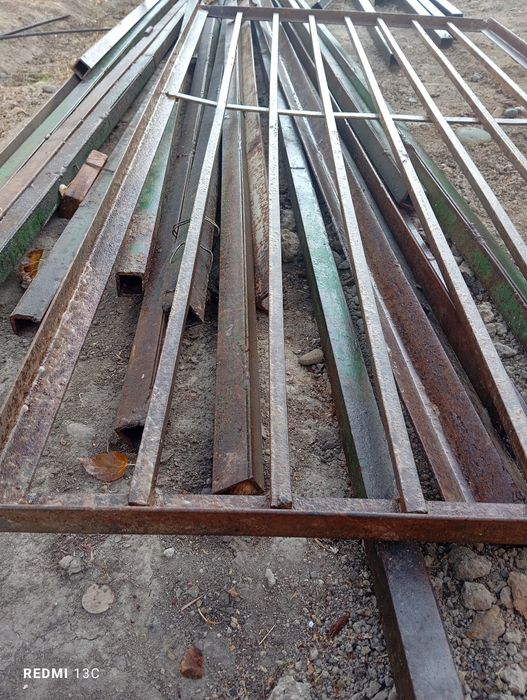 Metalom Olamiz Xarxil Turdagi joyingizda turib aloqaga chiqing.