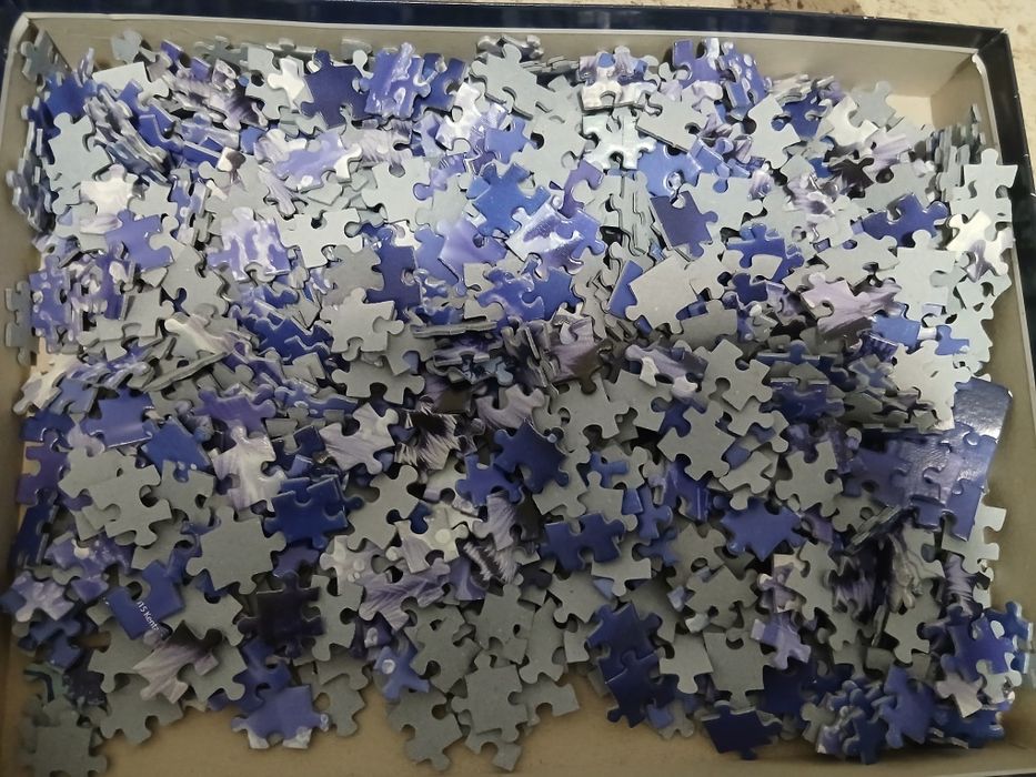 45 lei toate cele 5 cutii cu puzzle