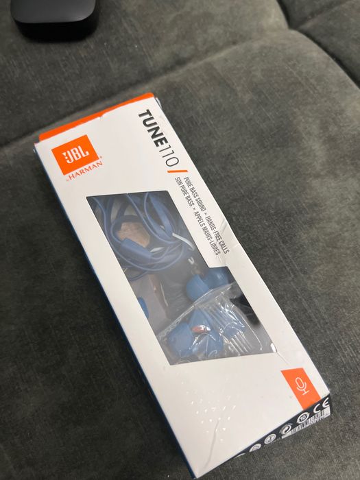 Слушалки JBL TUNE 110