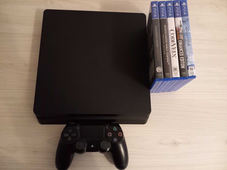 Vand PS4 Slim (PlayStation 4) 1 TB ssd + 5 Jocuri