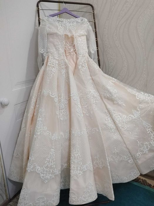 Свадебные платья