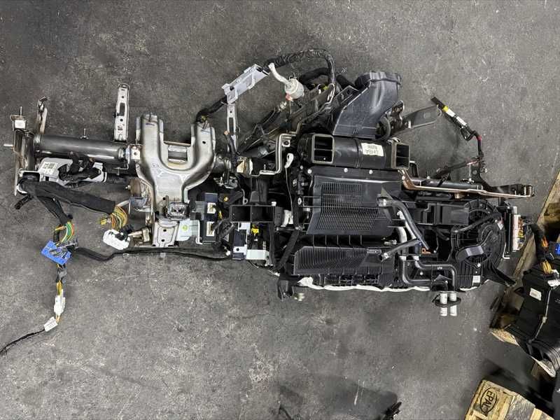 Корпус печки Genesis G80 2016