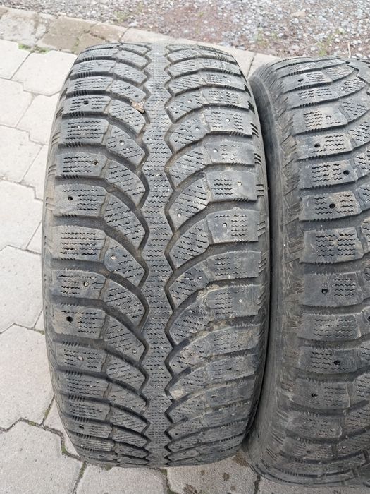 3 шины 235 60 R16 за 20 тысяч.