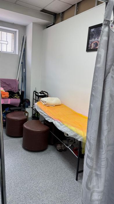 Продам салон парикмахерскую