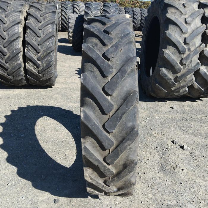 Cauciucuri 12.4-32 (320/85R32) Semperit Anvelope de Utilaje, Tractor