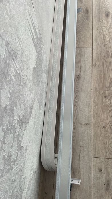Карниз, длинный и короткий. Центр
