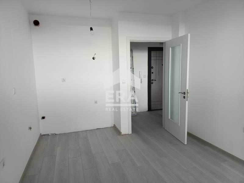 Продава се Двустаен апартамент в Поморие - 62 кв.м за 934 €/кв.м - Снимка #4