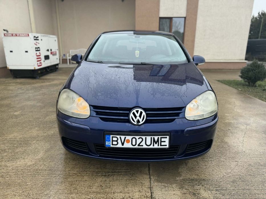 Golf 5 1.9 tdi
2 +1 usi
271000 km
Dotari:
Cutie viteza 5+1
Faruri auto