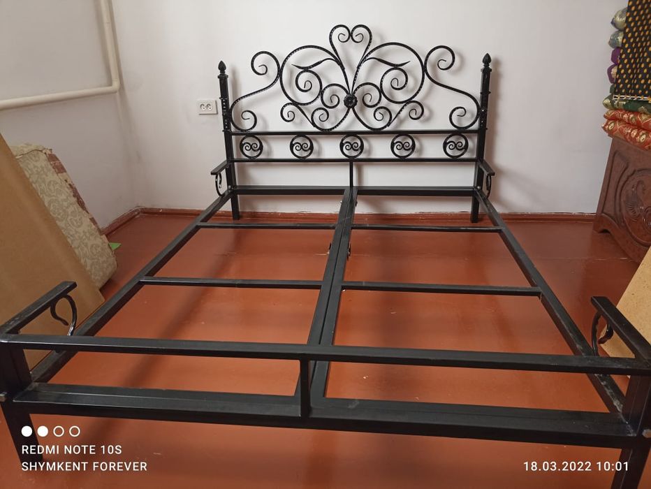 Крават железный  без матраса