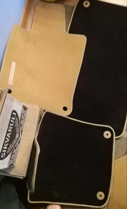 Коврики для автомобиля