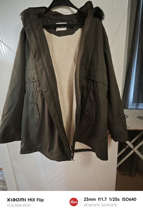 Дамско зимно яке 56 р.