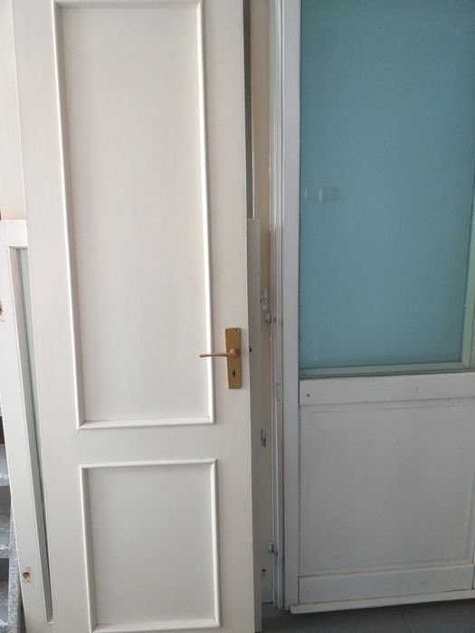 Usa dubla stejar, masa pliabila, geam termopan,usa simpla