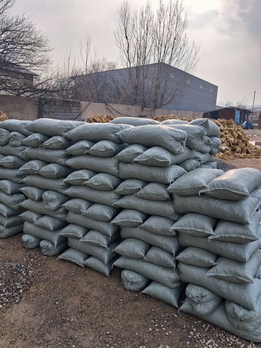 Песок шебень клинец кирпич.