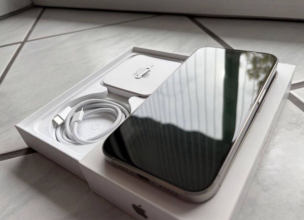 Iphone 15 pro, 128 GB, Natural , Ideal