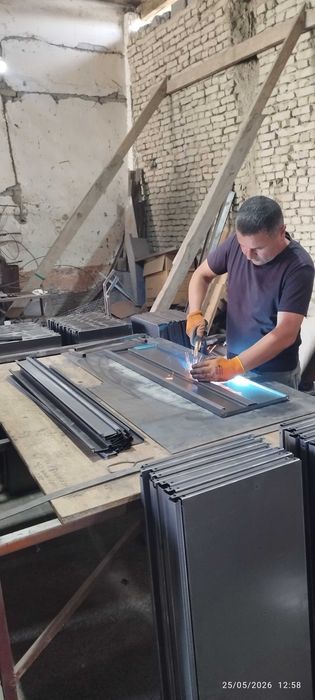 Magazin va supermarketlar uchun sifatli stelajlar