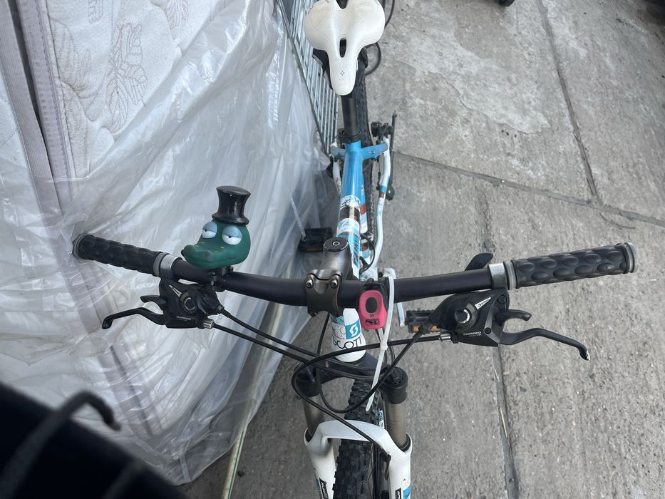 Vand Bicicleta MTB SCOTT , stare  f buna  functional si estetic