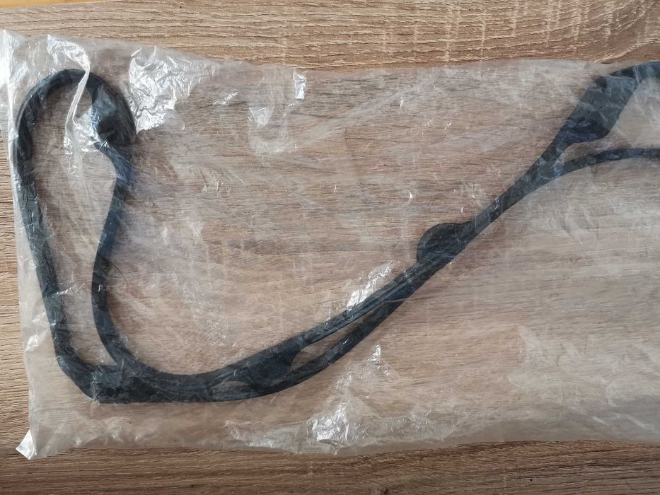 Оригинална гарнитура капак Мицубиши Галант Еклипс Аутлендер 2,4 бензин